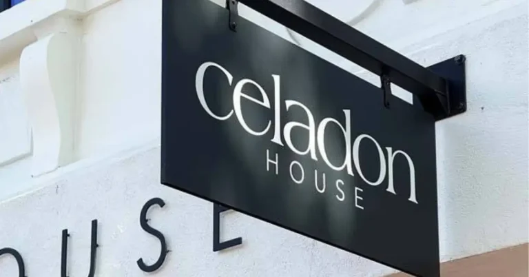 Local Regulations That Affect Storefront Signs, storefront sign regulations